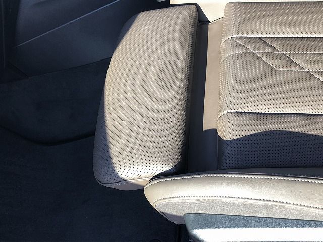 X3 M50 US