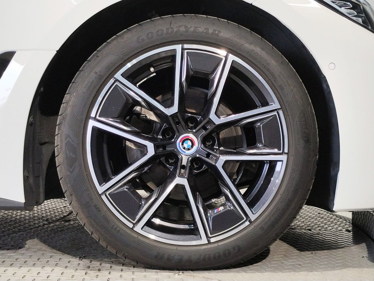 G26 420d xDrive Gran Coupe RHD