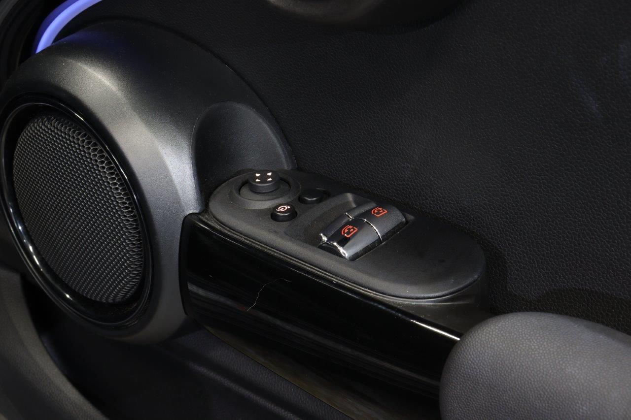 Cooper S 3 doors RHD