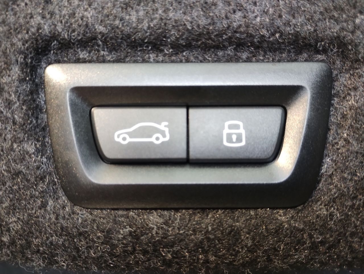 BMW i5 eDrive40 Sedan RHD