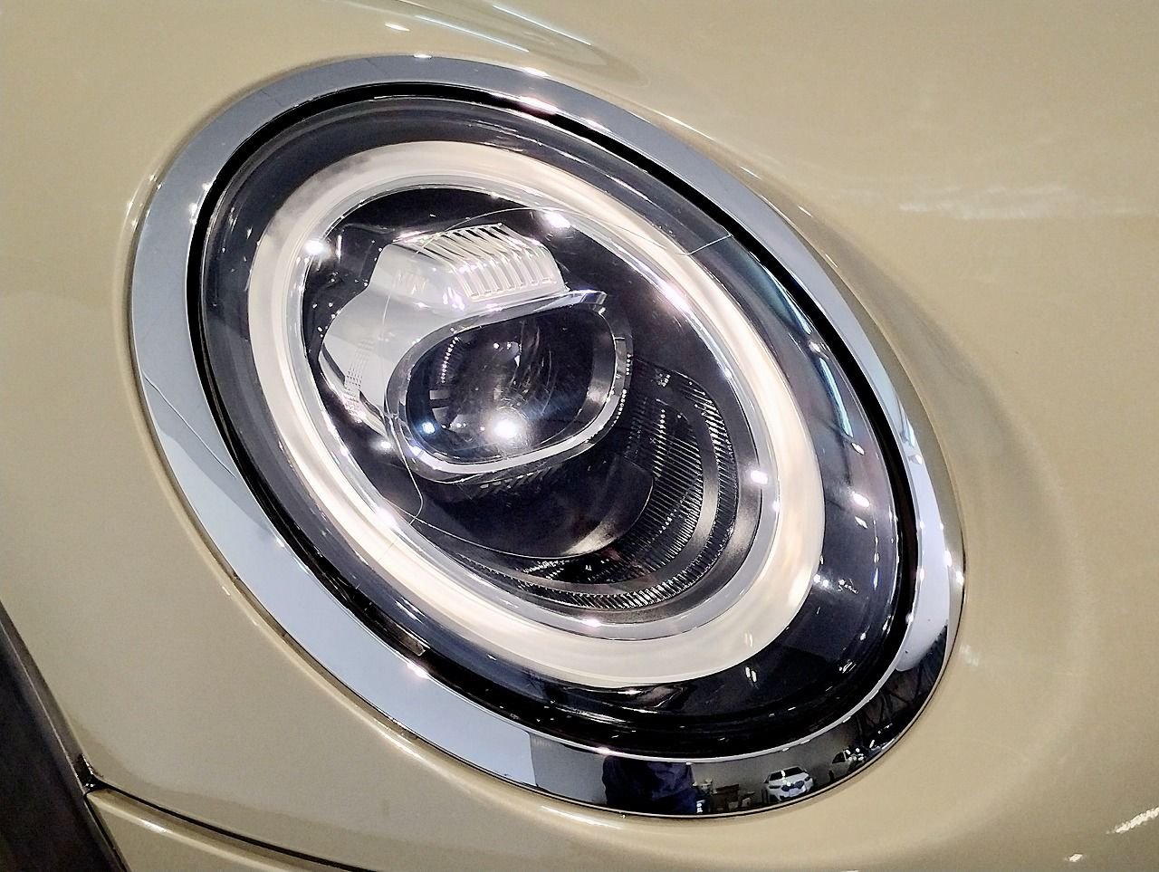 F55 COOPER D (AT)