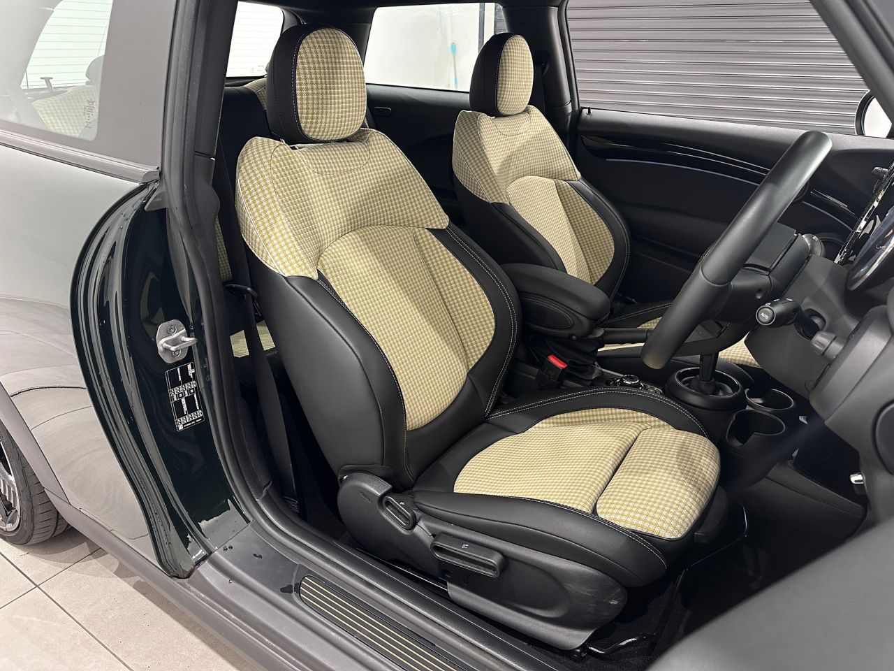 Cooper S 3 doors RHD