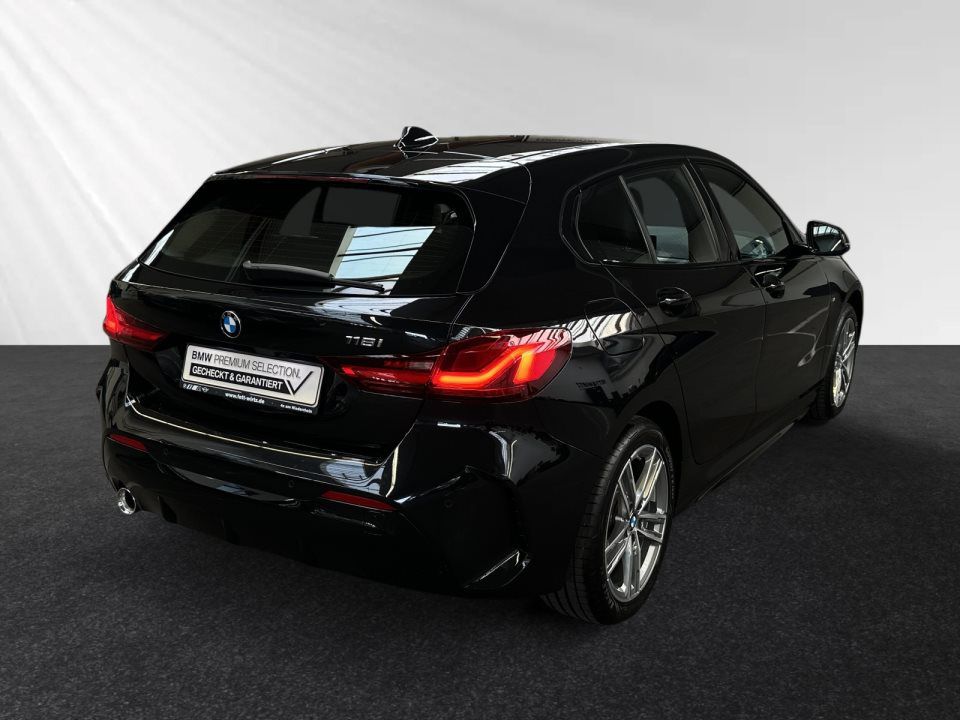 BMW 118