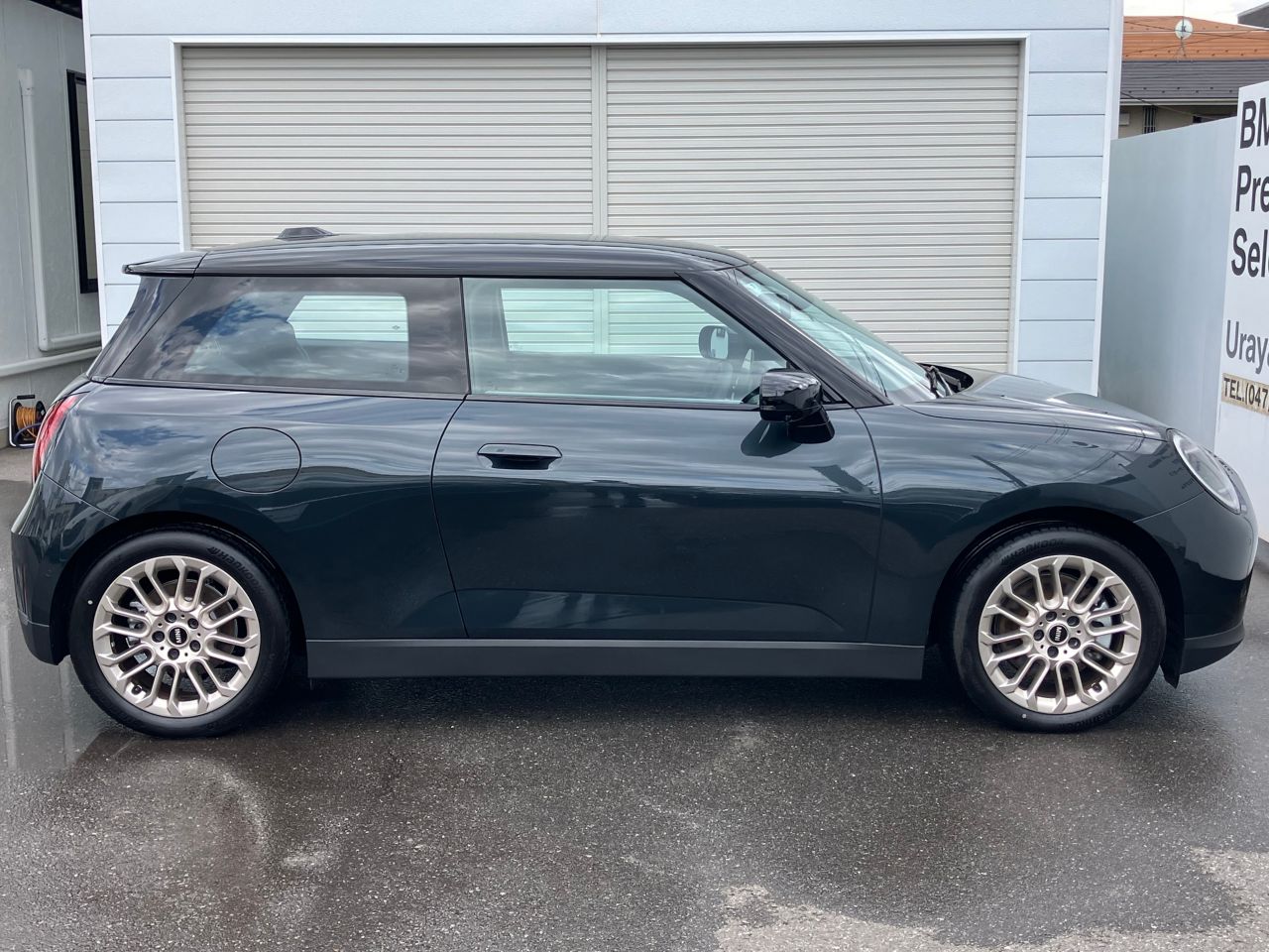 J01 MINI Cooper SE