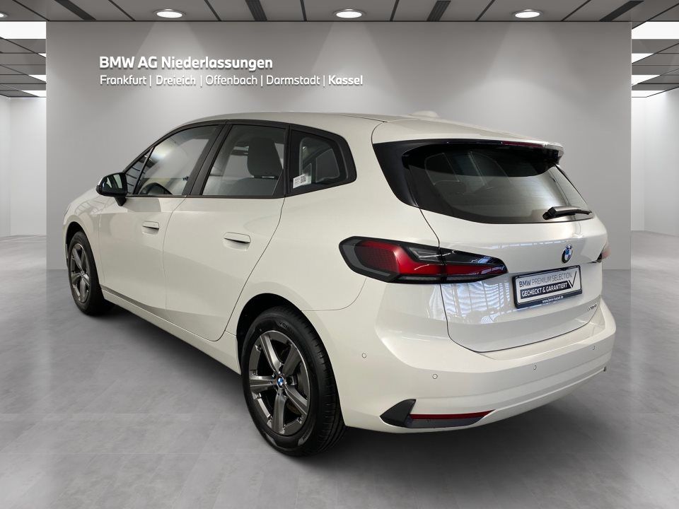 BMW 218