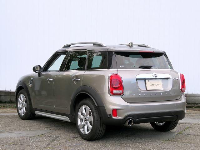 MINI CROSSOVER COOPER D