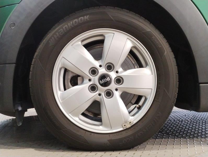 MINI F55 Cooper D 5dr Hatch LCI
