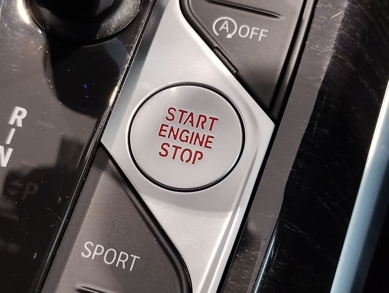 G20 330i Saloon RHD MX