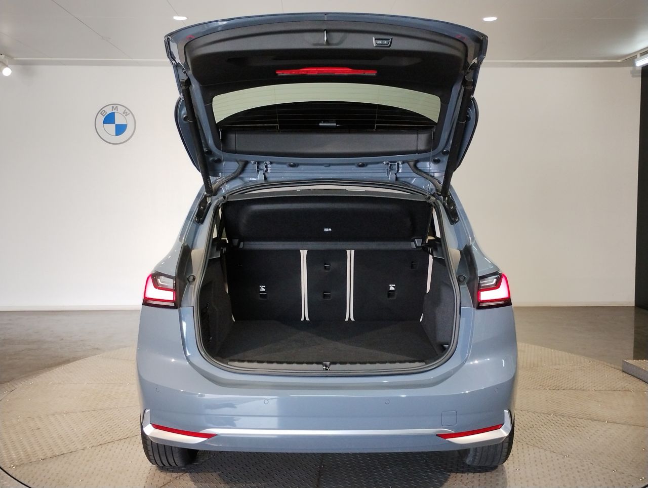 U06 218d Active Tourer B47 2.0d