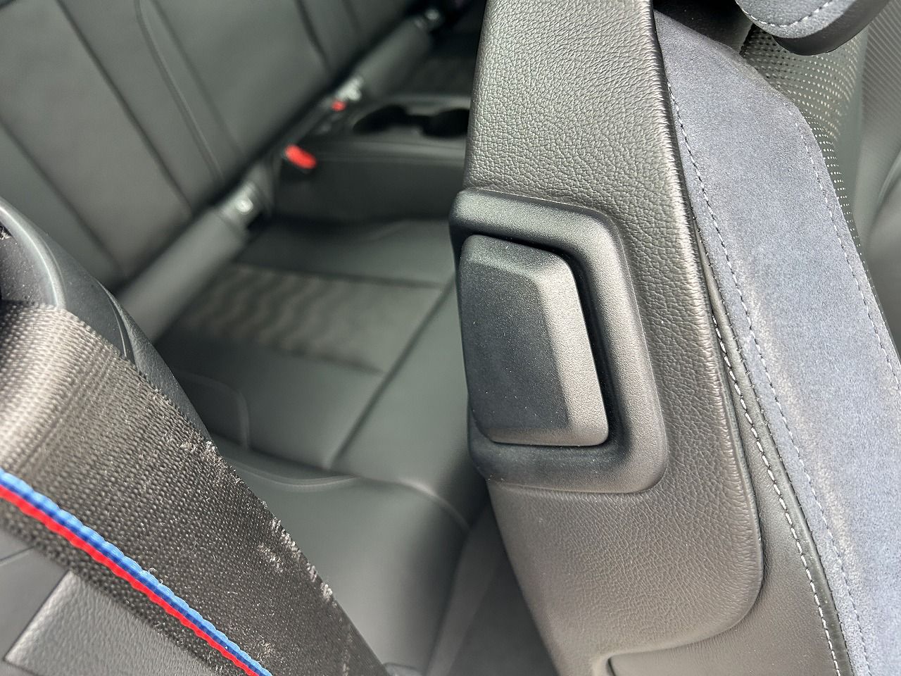 G83 M4 Competition M xDrive Competition RHD