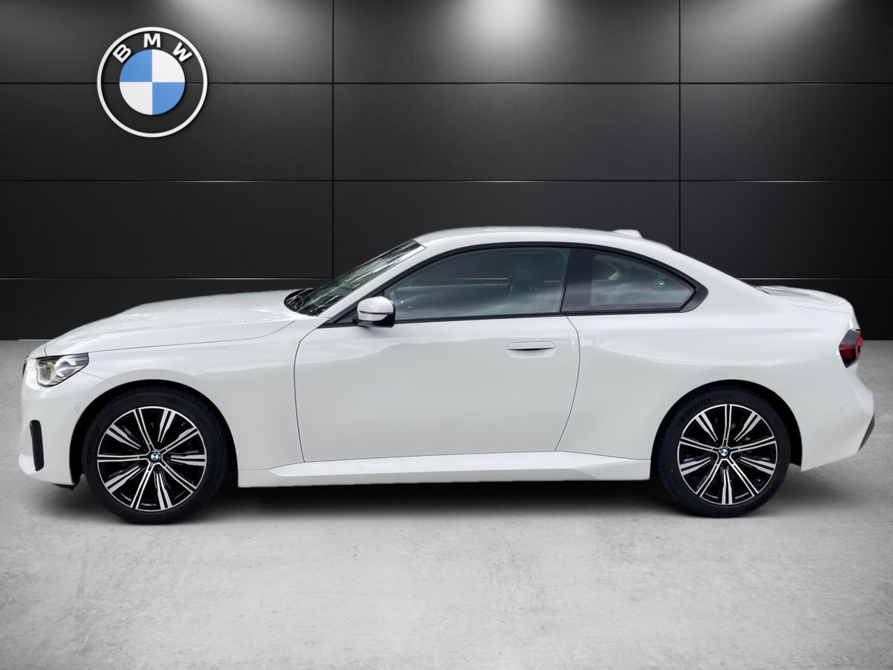 BMW 218