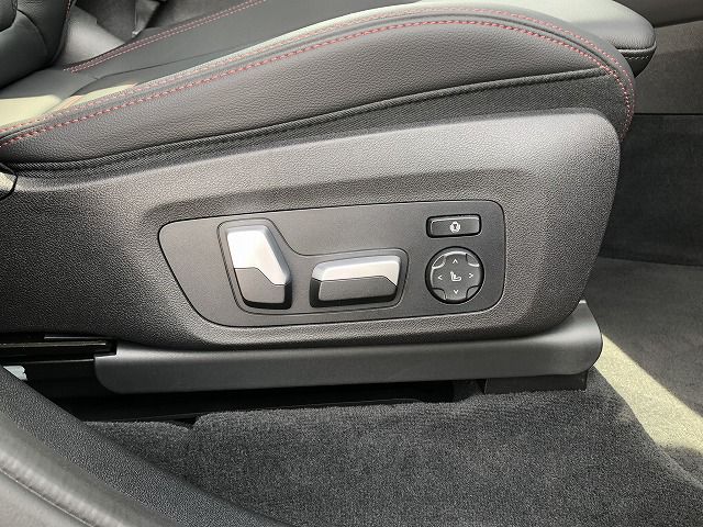G01 X3 M40d RHD LCI