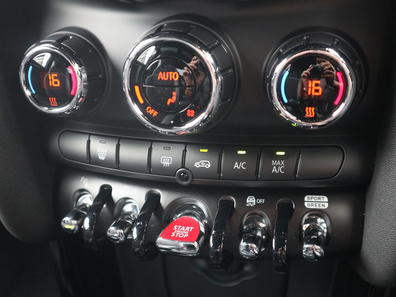 MINI JCW 3 Dr