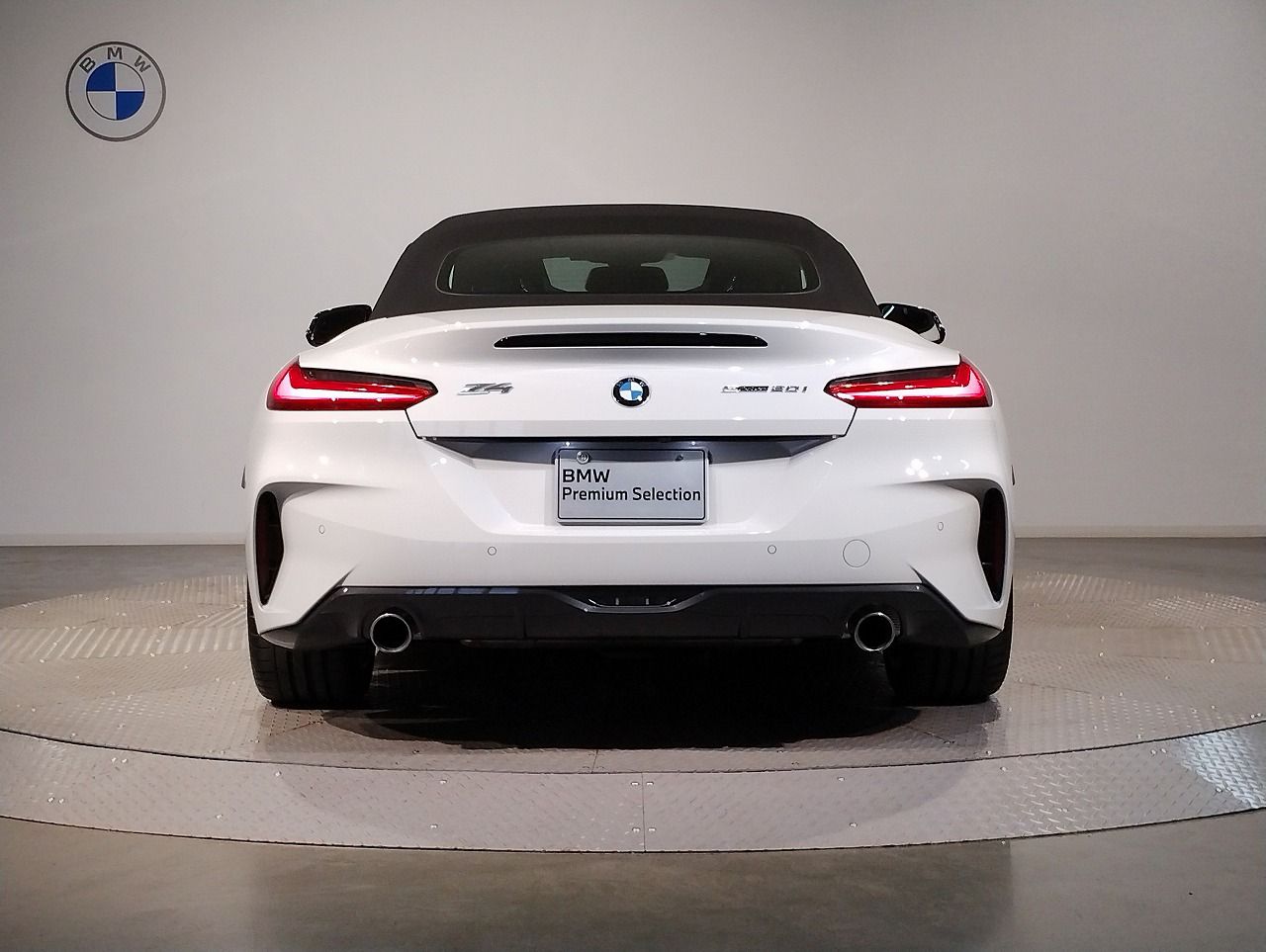 G29 z4 sDrive20i RHD