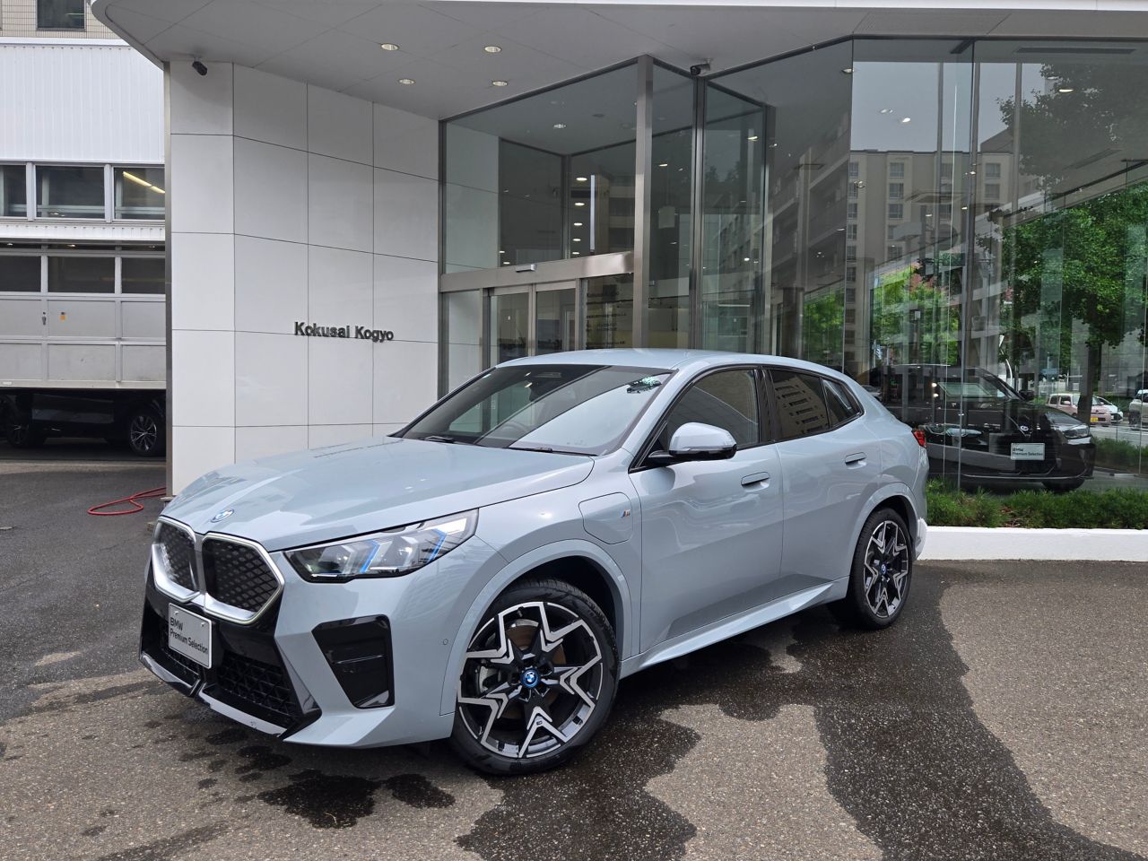 iX2 xDrive30 M Sport