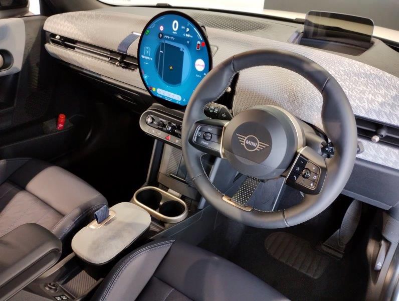 F66 MINI Cooper C 3Dr