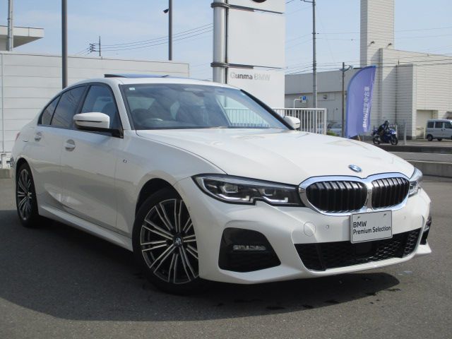 320i Sedan RHD