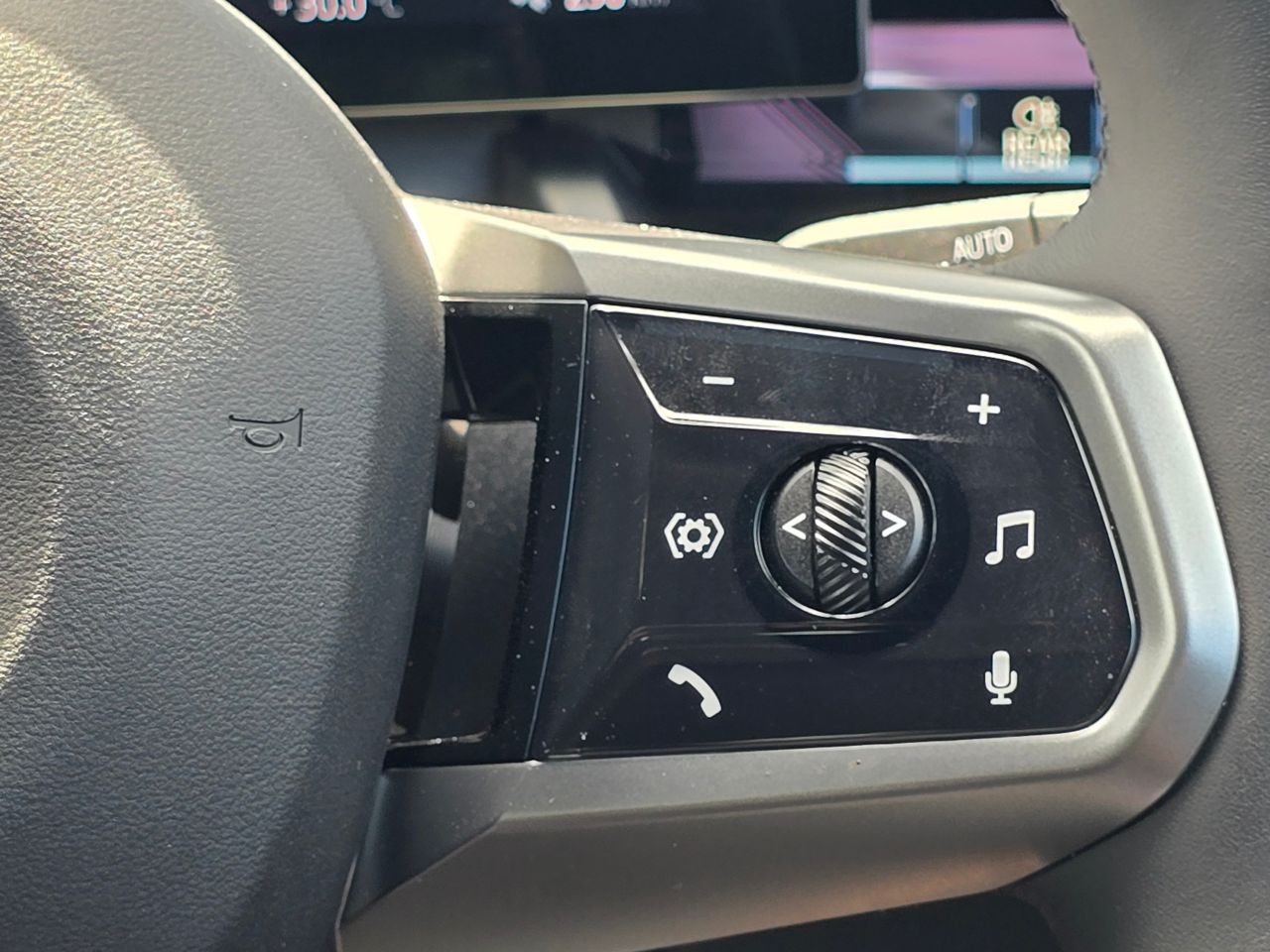 BMW i5 eDrive40 M Sport RHD