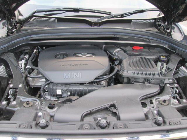 MINI CROSSOVER ONE