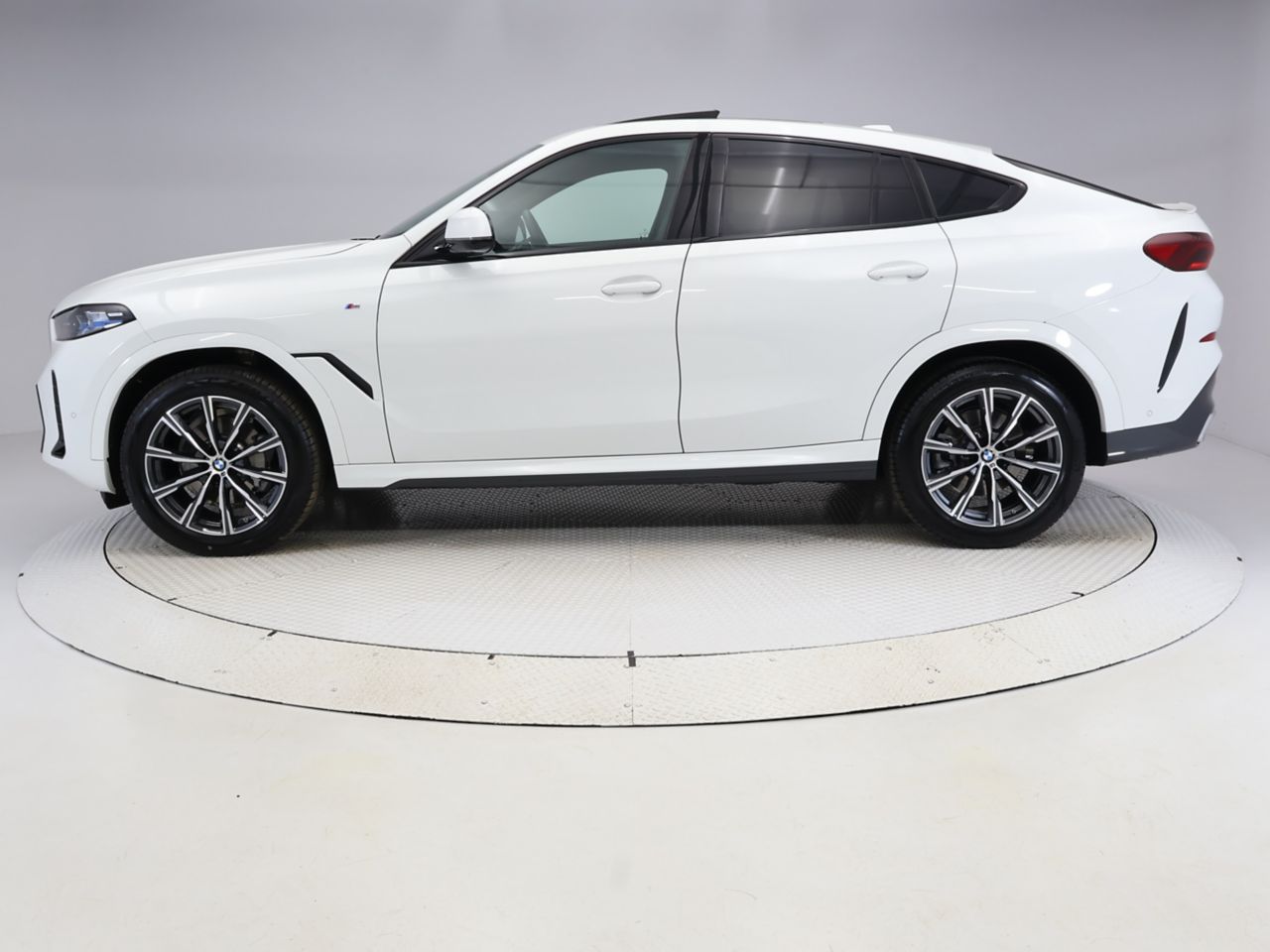 X6 xDrive30d M Sport RHD