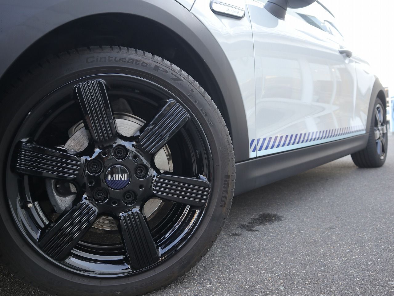 MINI Cooper F56 RHD