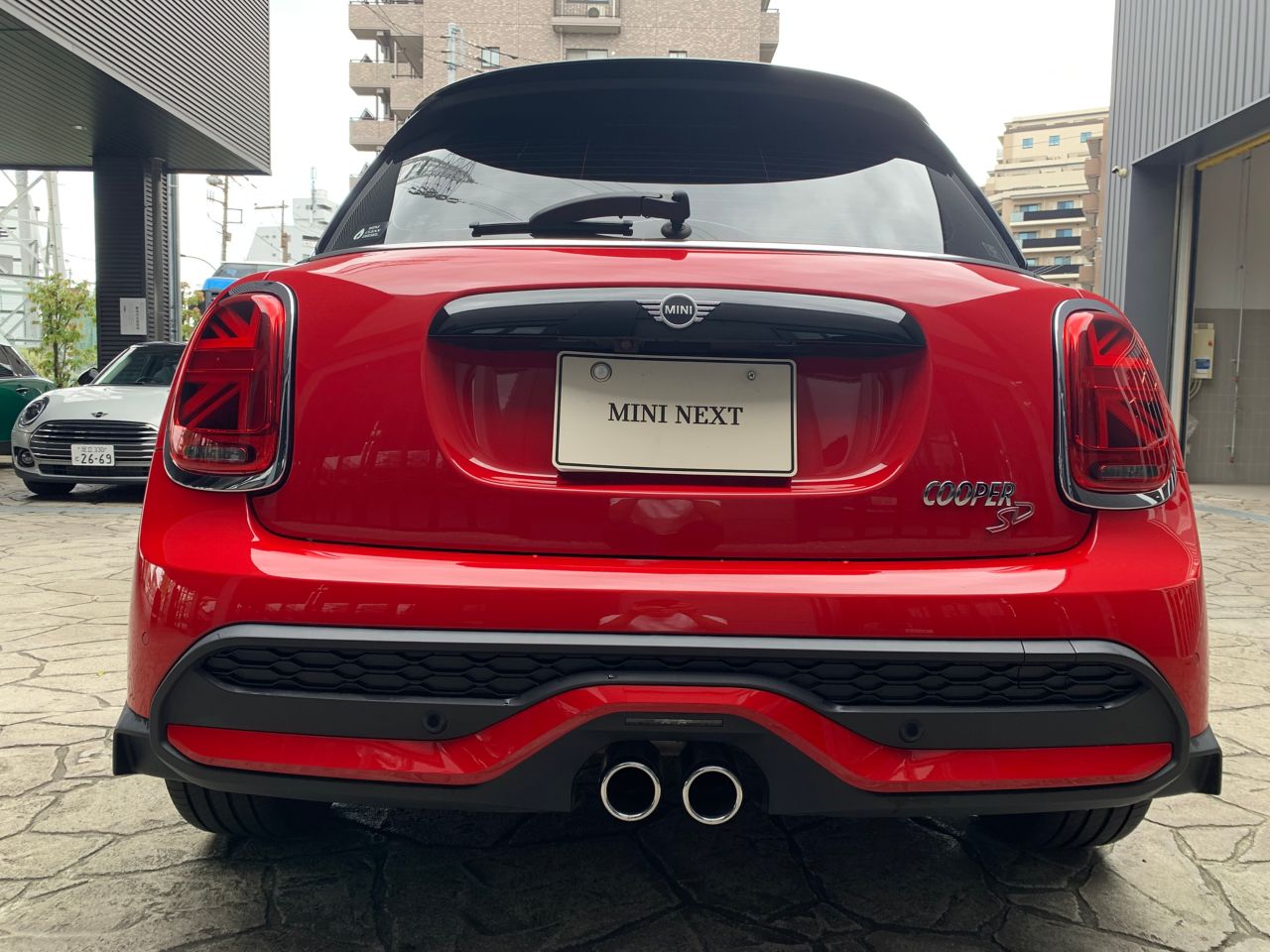 THE NEW MINI COOPER SD 5 DOOR.