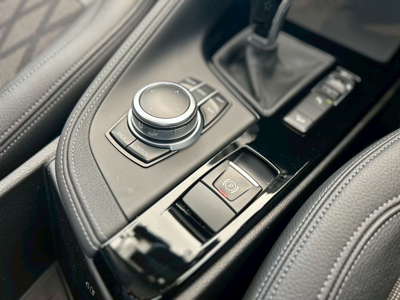 F48 X1 xDrive18d B47 2.0d LCI