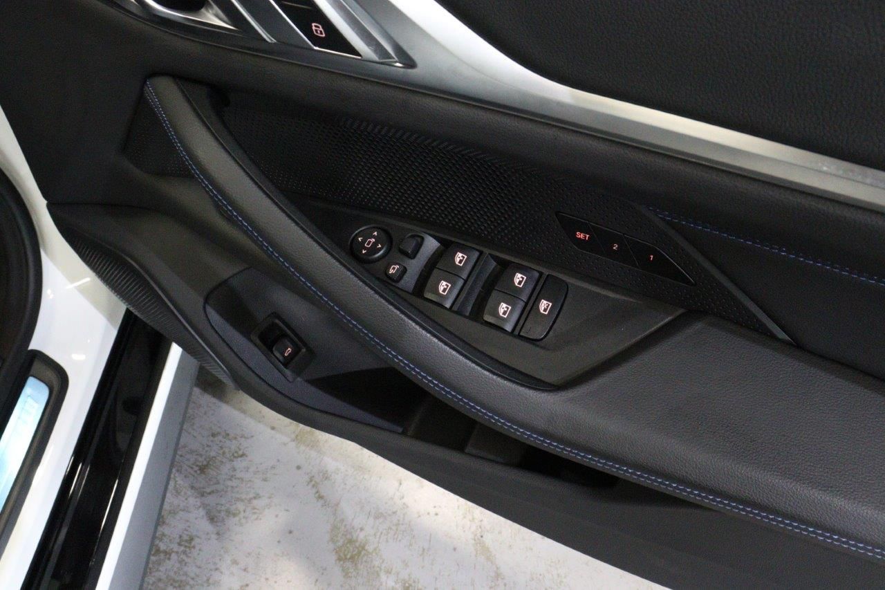 G26 i4 eDrive35 RHD