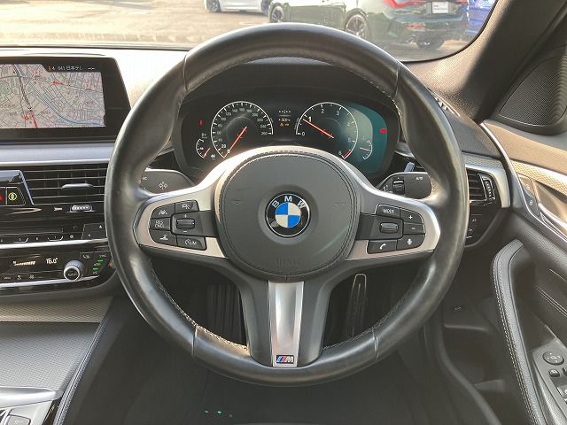 G20 320i Saloon RHD TU