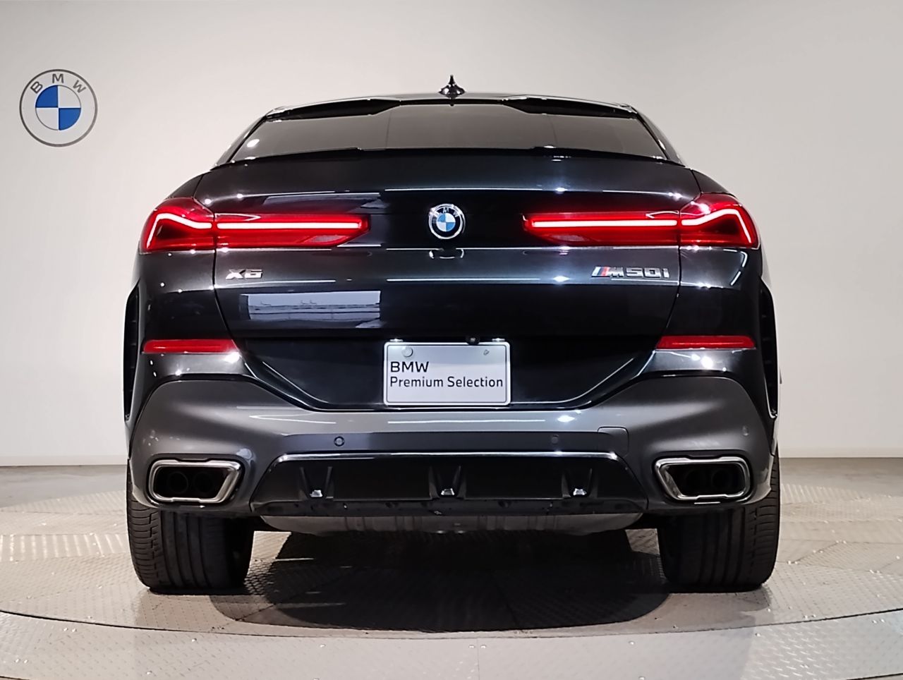 X* M50i RHD