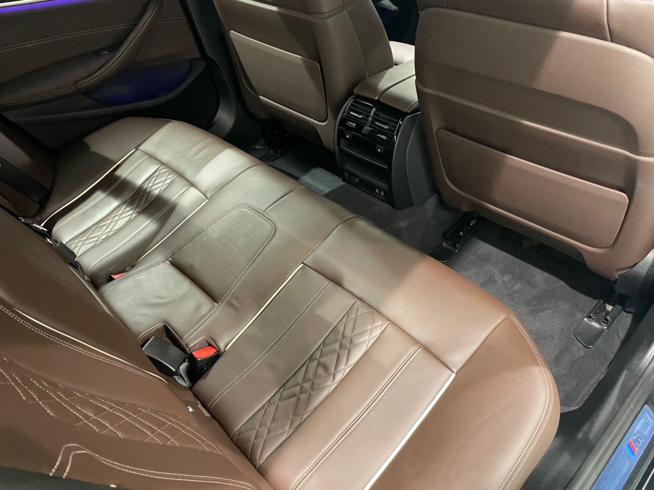 530e Sedan RHD