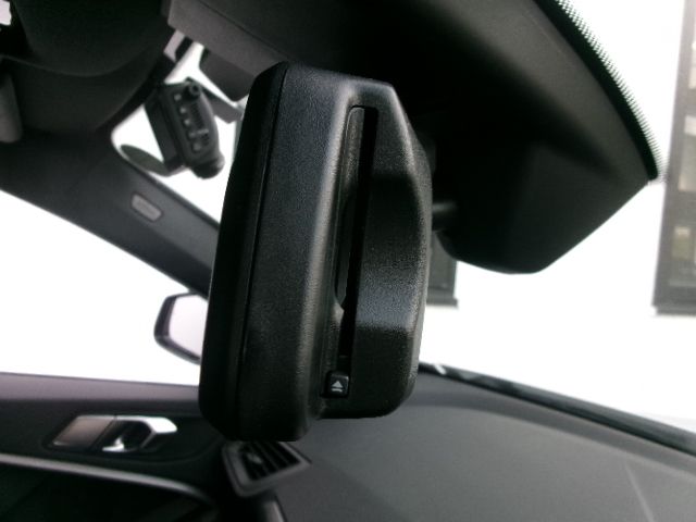 F40 118d Sports Hatch 5-door B47 2.0d