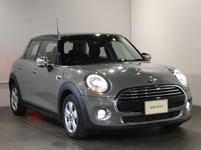 F55 COOPER D (AT)