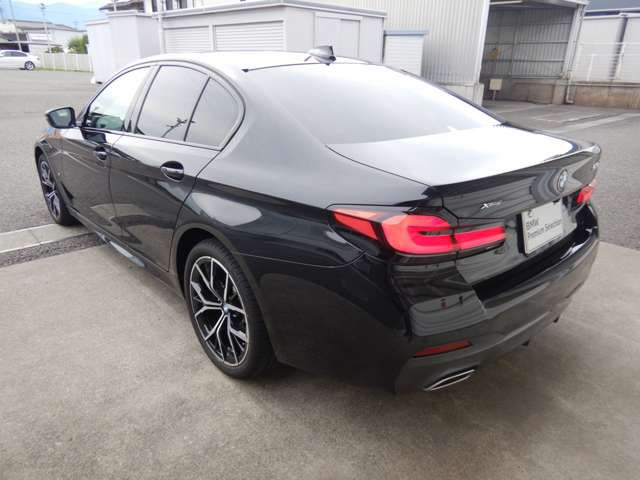 520d xDrive Sedan RHD