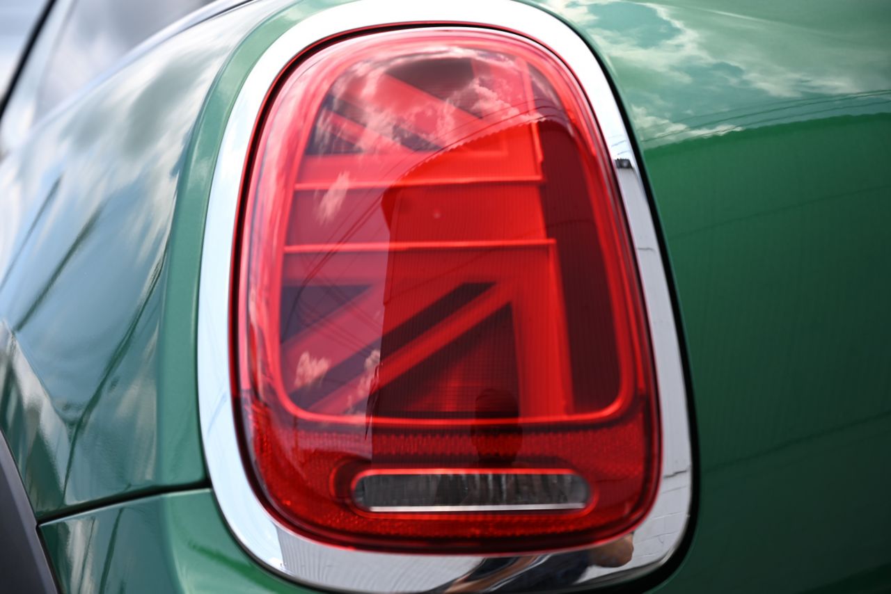 F56 MINI Cooper 3-Door Hatch LCI