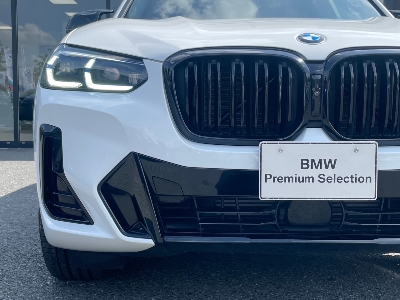 G01 X3 M40d RHD LCI ZA