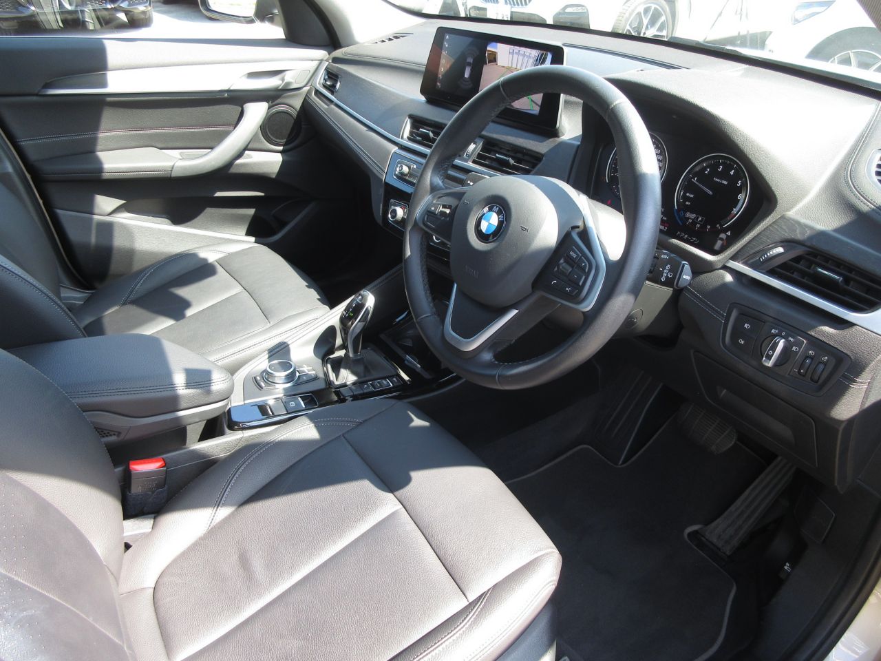 X1 sDrive18i RHD