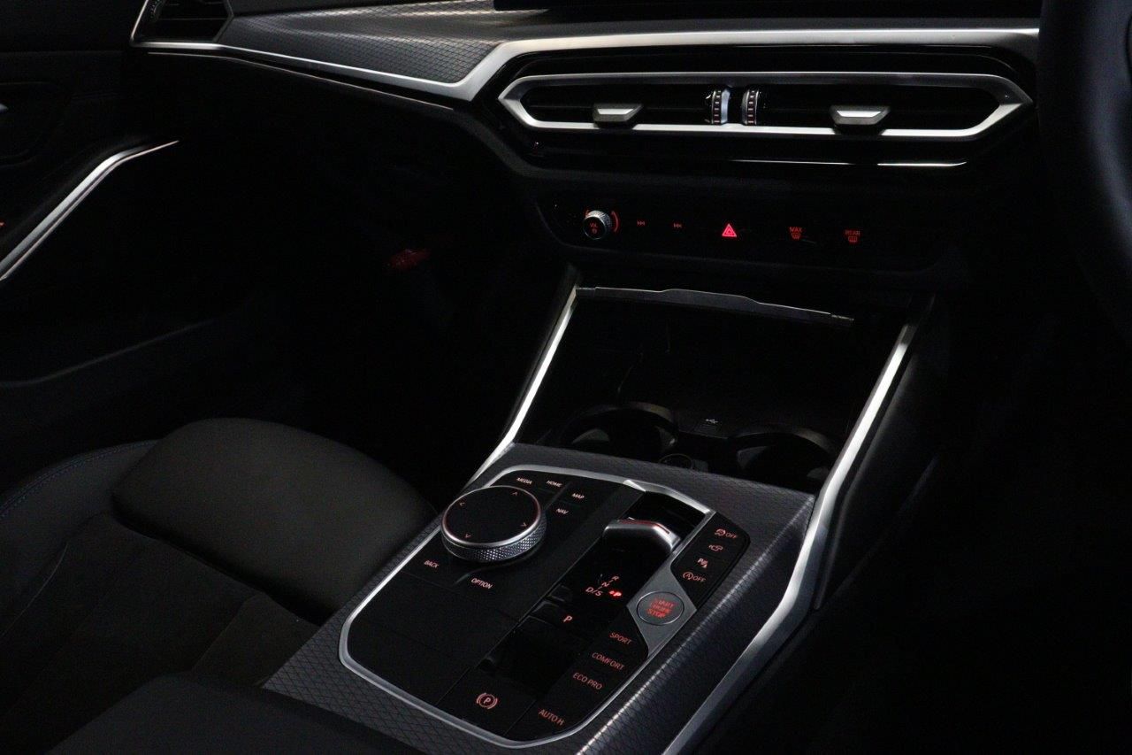 G21 320i Touring LCI RHD