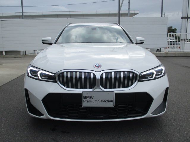 G21 320i Touring LCI RHD