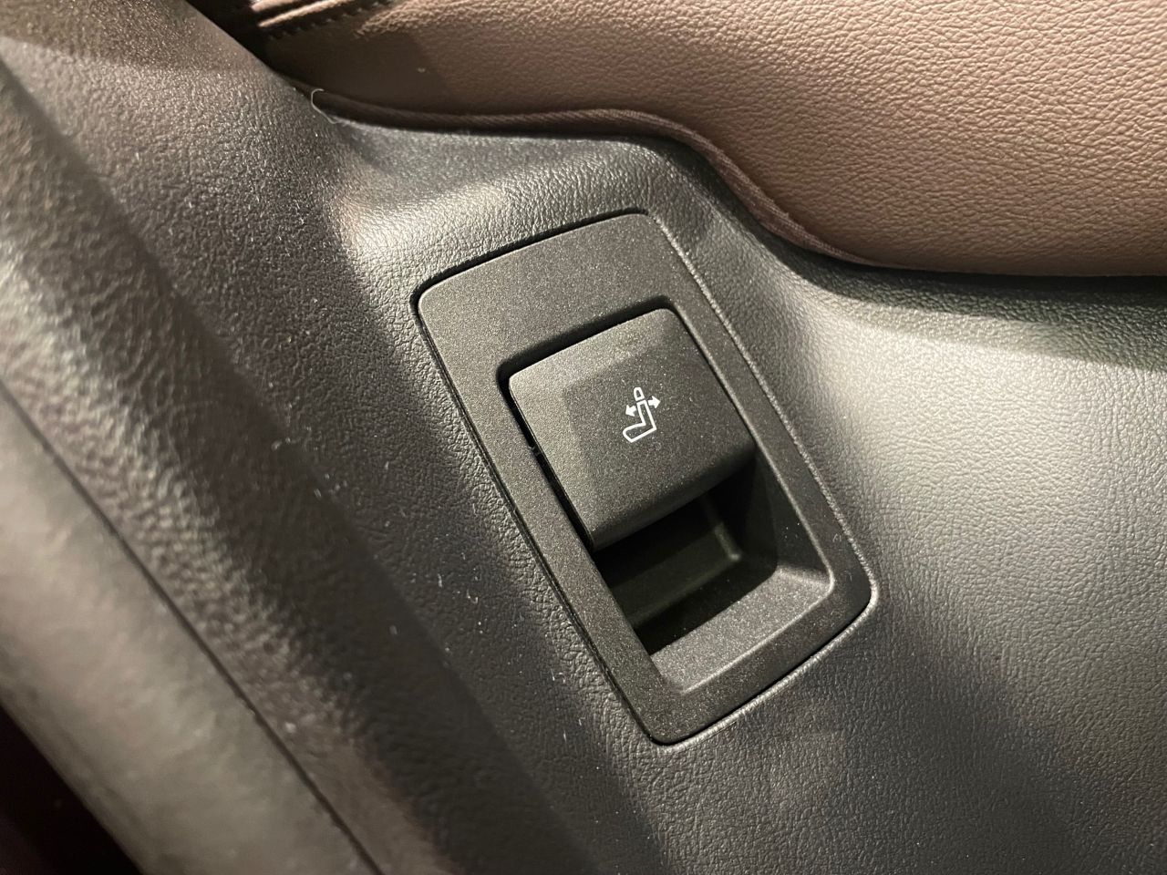 G02 X4 M40i RHD LCI