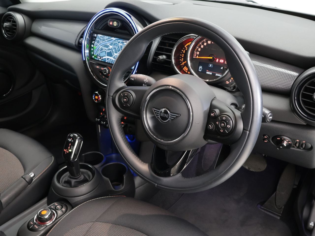 MINI F55 Cooper D 5dr Hatch LCI