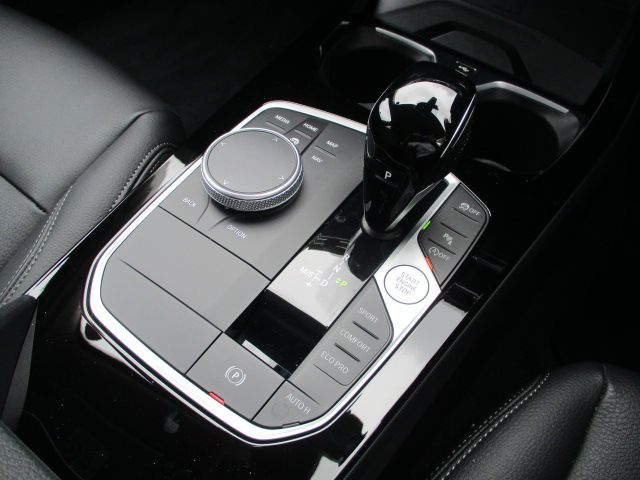 F40 118d Sports Hatch 5-door B47 2.0d