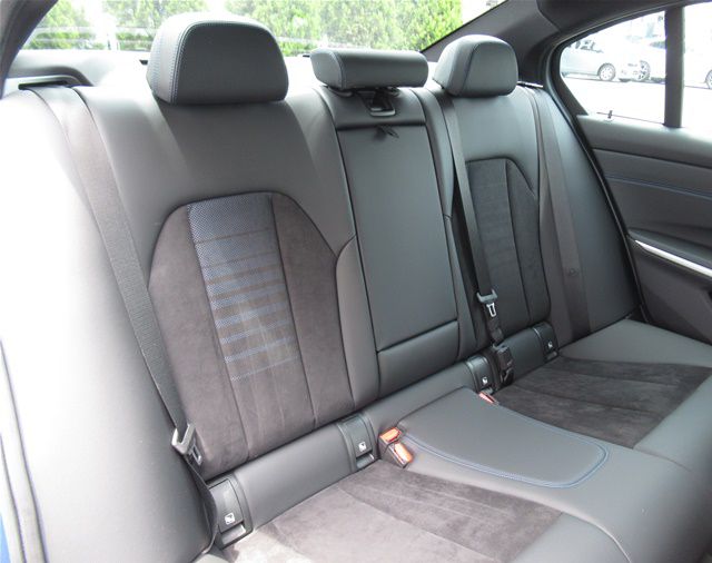 G20 330e Saloon RHD MX