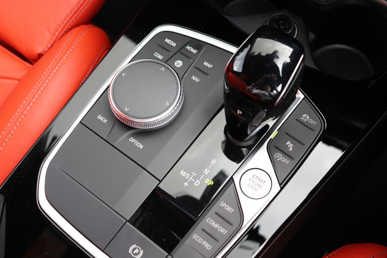 F40 118d Sports Hatch 5-door B47 2.0d