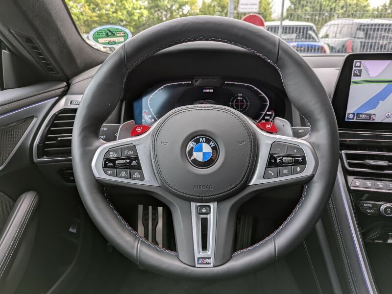 BMW M8