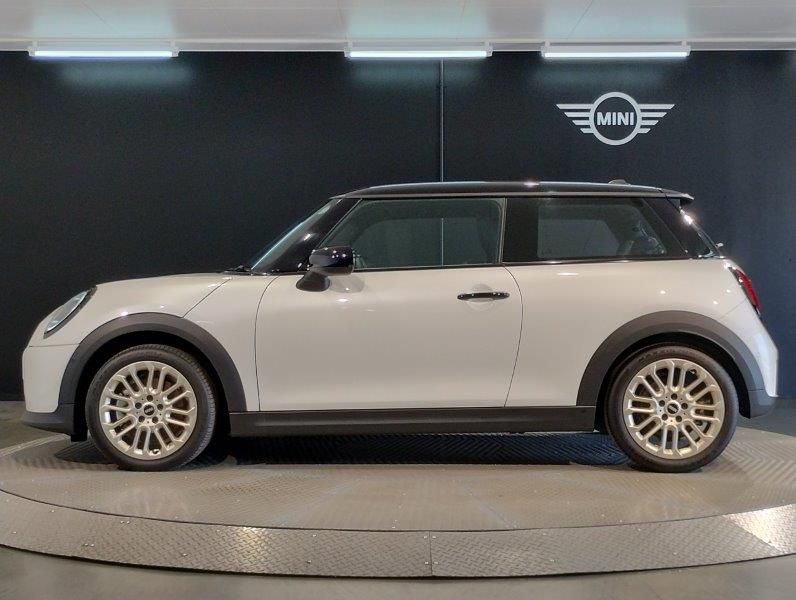 F66 MINI Cooper C 3Dr