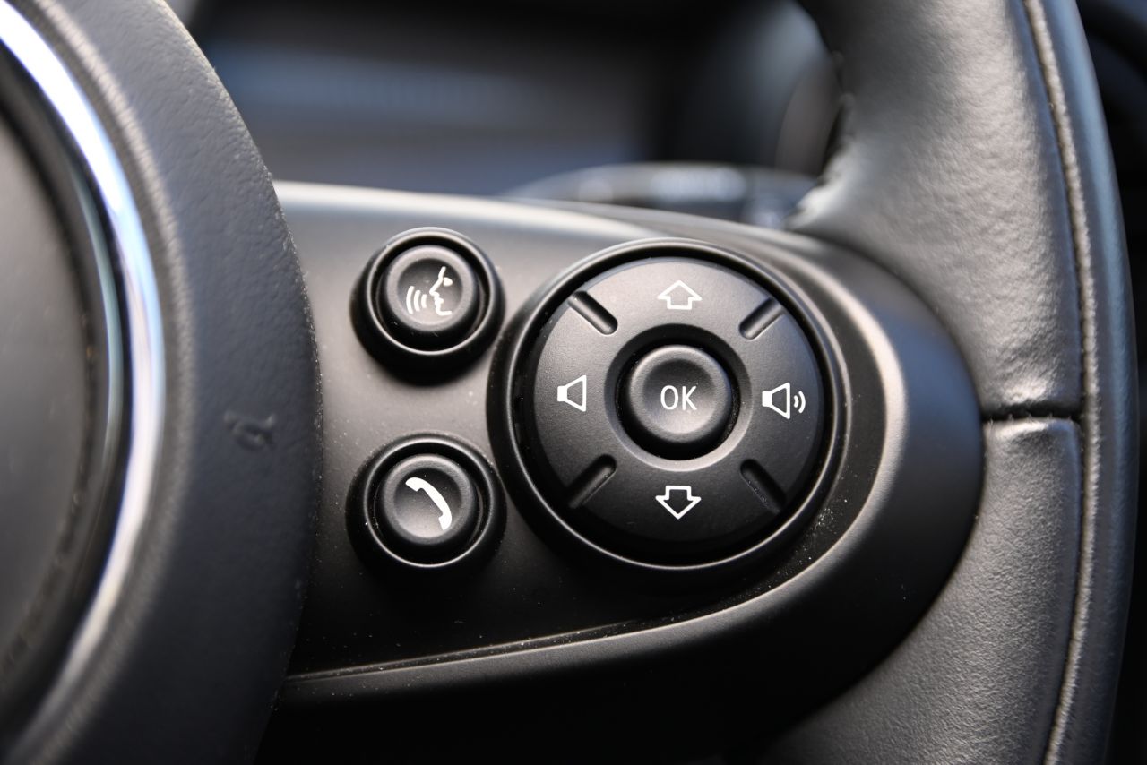 F55 MINI Cooper 5-Door Hatch LCI