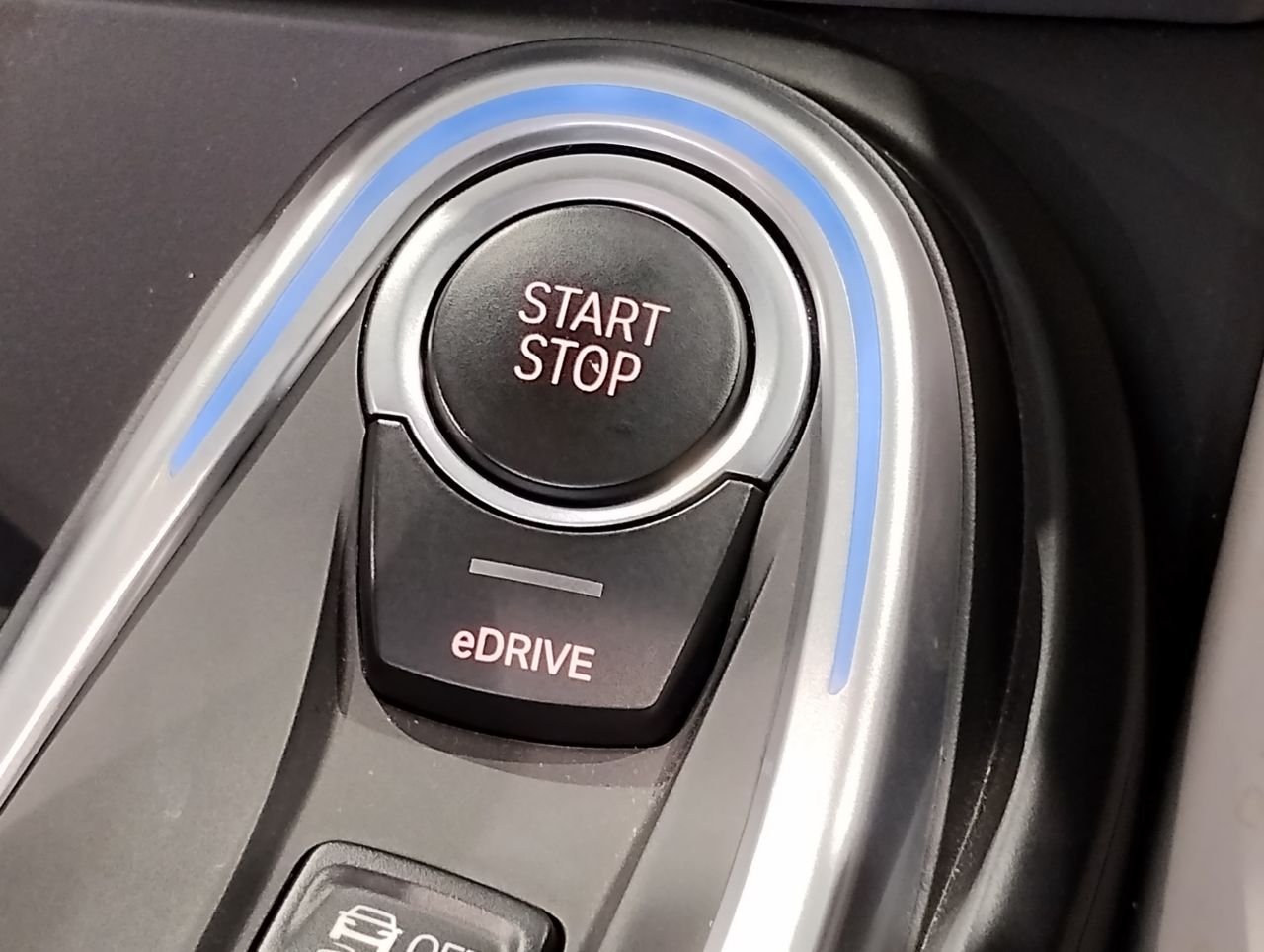 I15 i8 Roadster B38 1.5i