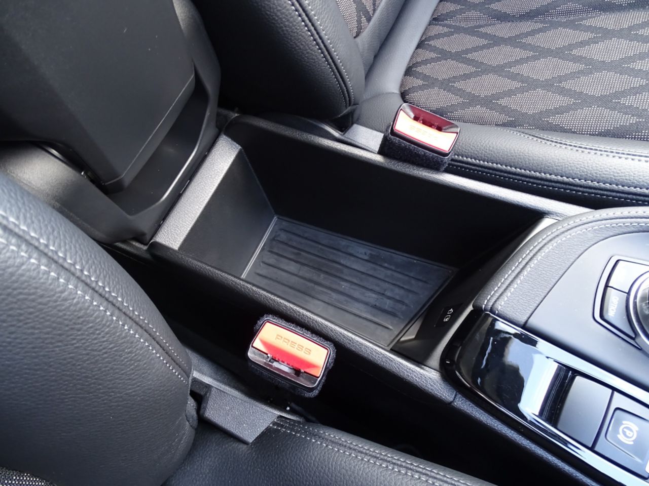 F48 X1 xDrive18d B47 2.0d LCI