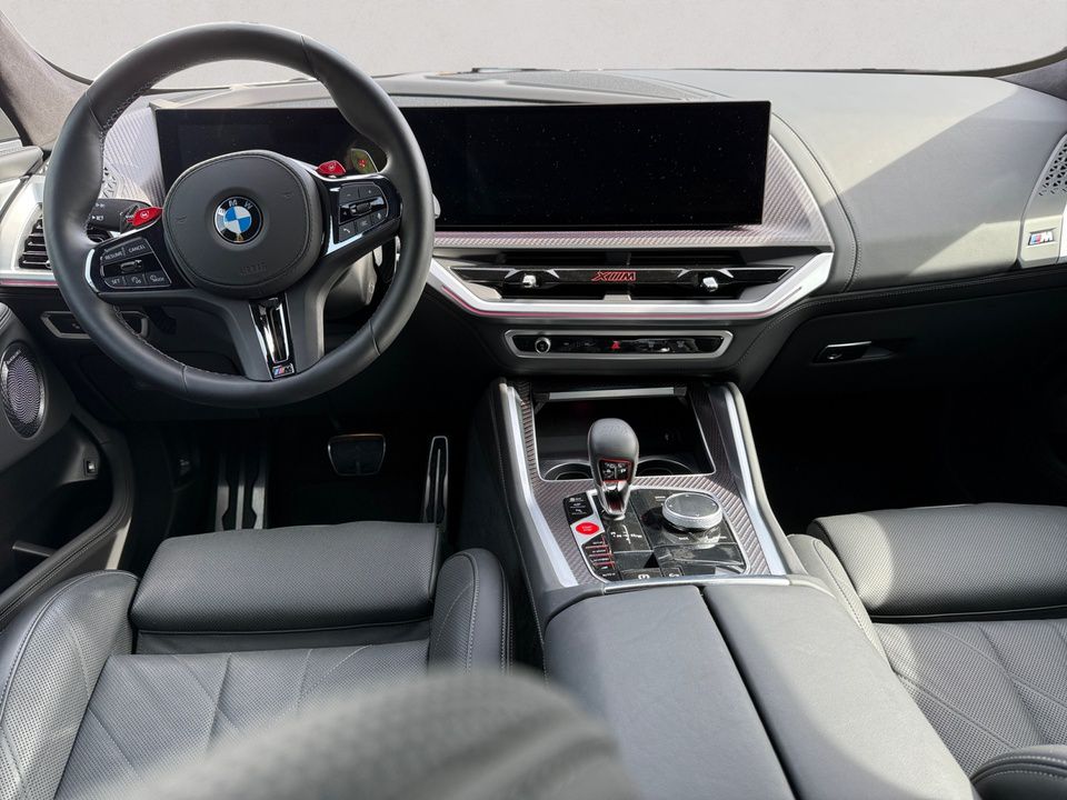 BMW XM